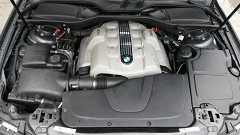 E65 735i